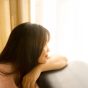 读者头像：一台老式收音机摆在木桌上，旁边有铅笔